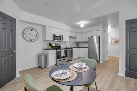 Floor plan for 2 beds, 1 bath, 866 sqft